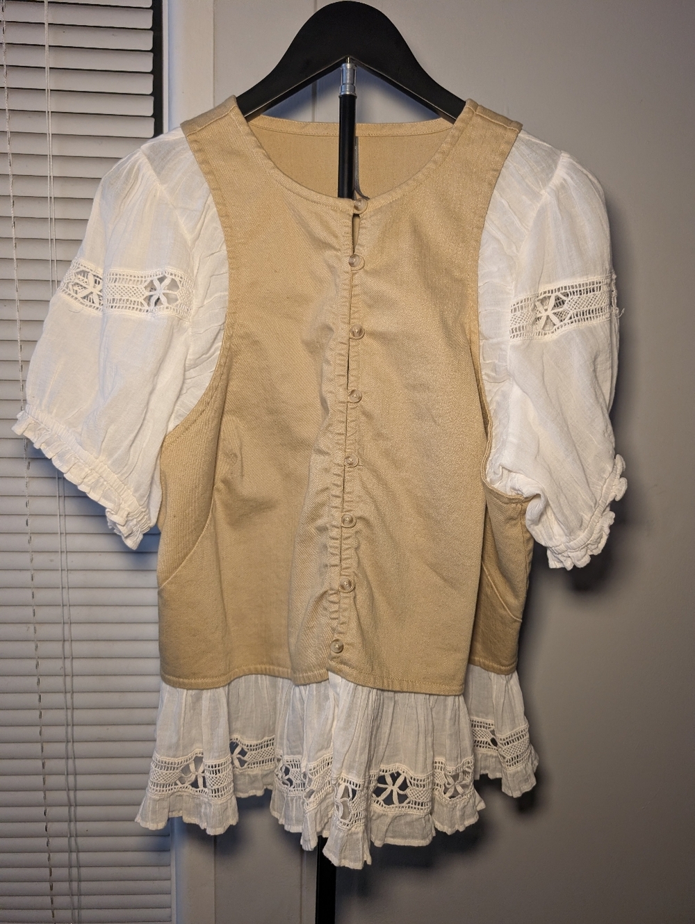 Anthropologie Plus Beige Button-Front Cotton Vest with Ruffle Hem - Picture 3 of 4